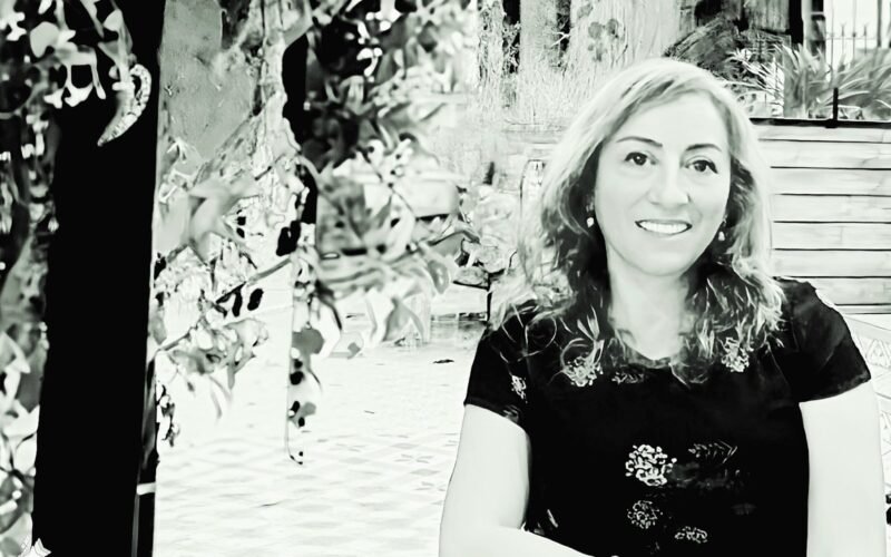 Mónica Arango Rincón presenta su obra debut ‘De la Piel Forastera y Otras Intemperies’