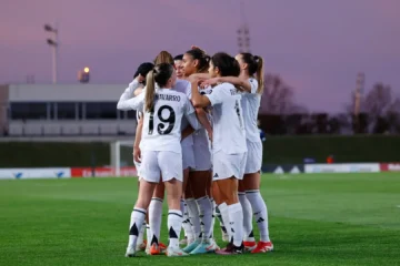 Florentino Pérez pone fecha al debut del Real Madrid femenino en el Bernabéu: &quot;Cuando ganéis el primer título&quot;