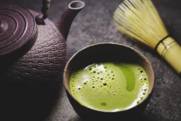 ¿Beber té matcha afecta a tus niveles de hierro? Esto es lo que debes saber