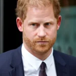 El príncipe Harry consultó si podía cambiarse de apellido y llevar el Spencer de su madre, Lady Di