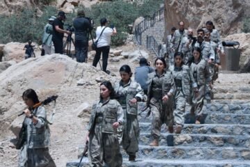 El PKK kurdo inicia su desarme en un paso histórico hacia el fin del conflicto con Turquía