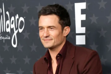 El comentado método budista con el que Orlando Bloom ha mejorado su salud mental