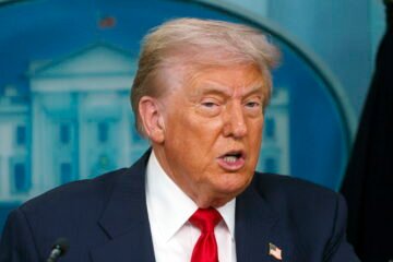 Trump se pone la chapa de alguacil