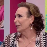Maestra Benita completa su transición: «Me he hecho la operación de vagina, ya estoy toda tuneada»