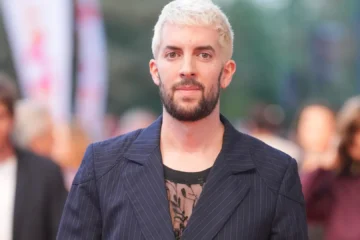 David Broncano sorprende con un cambio de ‘look’ para despedir el verano: «Es el Ken de Malibú»