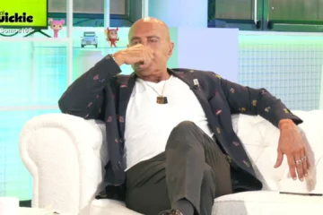 Kiko Matamoros niega que traicionase a Mar Flores: «La ayudé a recuperar sus fotos con Lecquio»