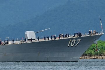 El chavismo asegura que EEUU prepara un «autoataque» contra el portaaviones Gerald Ford