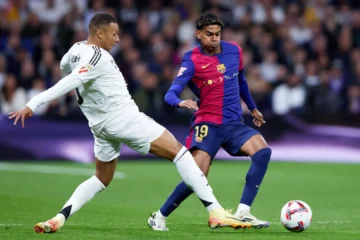 Las leyendas de Real Madrid y Barça hacen sus apuestas para el Clásico: «Puede marcar el camino de los dos equipos»