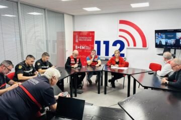 Anatomía de un gabinete de crisis fallido: 155 muertos y 15.000 llamadas antes de lanzarse la alerta por la dana