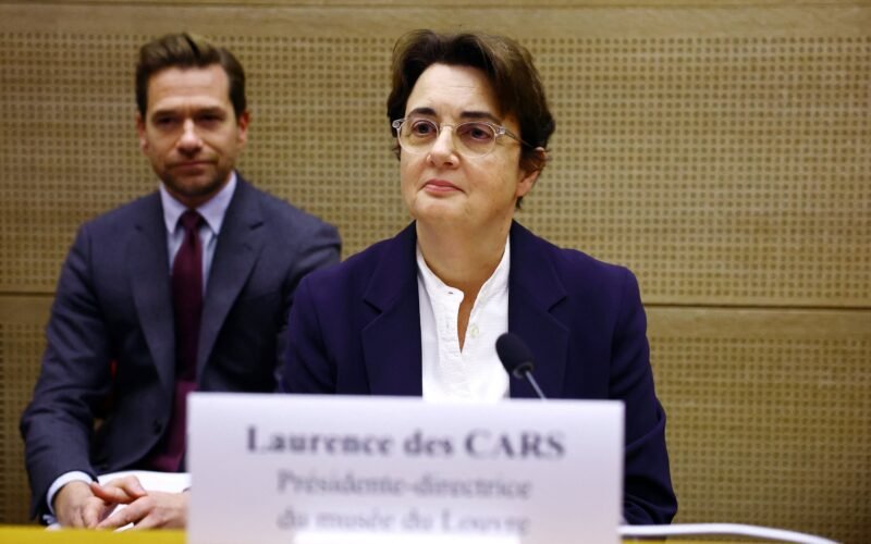 La presidenta del Louvre: “El robo es una herida inmensa, hemos fracasado”