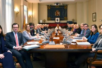 Nueve de los diez vocales progresistas acusan a Perelló de encabezar la “ruptura del consenso” del Poder Judicial