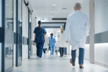 El 60% del personal sanitario desoye la recomendación de vacunarse frente a la gripe