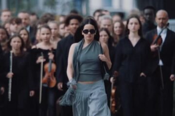 Rosalía lanza ‘Berghain’: violines, sexo, cuentos de hadas y Björk en un club berlinés