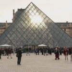 El síndrome del Louvre recorre Francia