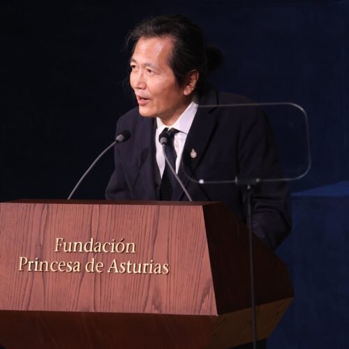 Byung-Chul Han, en los Premios Princesa de Asturias: “Nos hemos convertido en una herramienta del ‘smartphone’: nos usa a nosotros, y no al revés”
