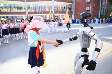 En la capital china de la IA y los robots que Marco Polo describió como «la ciudad más noble y magnífica del mundo»