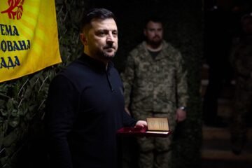 Zelenski inicia su periplo europeo en Atenas con la firma de un acuerdo energético y confía en su visita a Madrid: «Ahora podemos decir que será productiva»