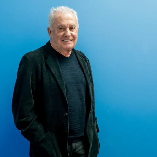 Víctor Manuel, sobre Rosalía: «Es muy buena, pero me inquieta mucho que guste a todo el mundo»