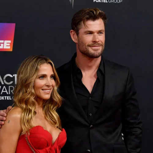 La comentada foto en pijama de Elsa Pataky y Chris Hemsworth junto a sus tres hijos: la viva imagen de la felicidad