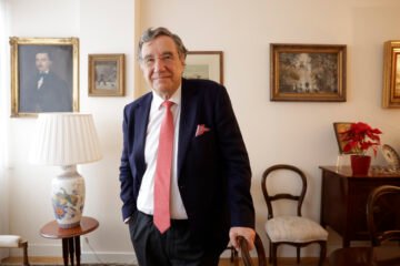 Ángel Losada, ex embajador español en Irán: «La respuesta a un ataque de EEUU sería brutal. Jamenei no es Maduro e Irán no es Venezuela»