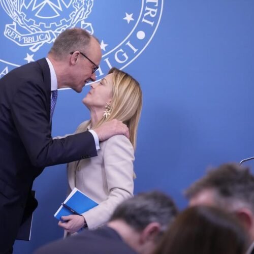 Meloni y Merz afianzan un eje Italia-Alemania para mantener un diálogo «pragmático» con Trump
