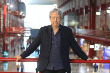 El mexicano David Toscana gana el premio Alfaguara de novela 2026