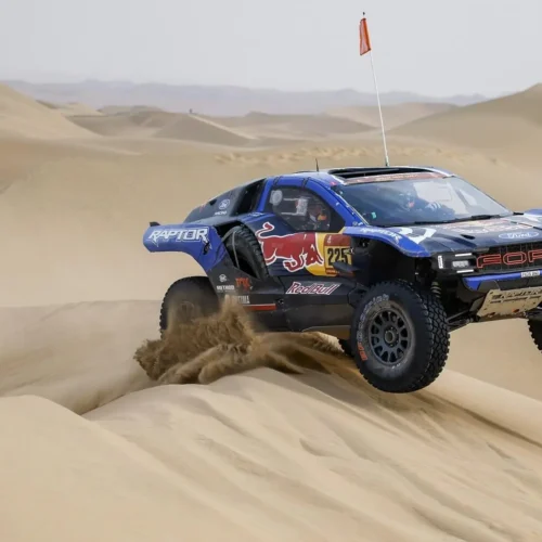 Así está la clasificación del Rally Dakar 2026: Nani Roma, segundo tras recortar a Al-Attiyah, y Tosha Schareina sigue al acecho