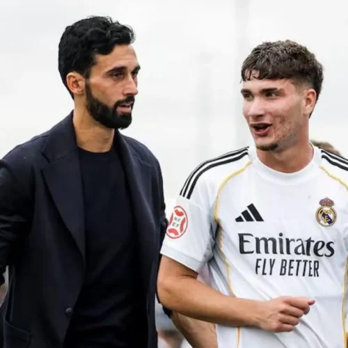 Así es Jorge Cestero, el ojito derecho de Arbeloa titular en Copa del Rey: «El mejor ‘6’ de España»