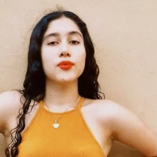 Muere la ‘influencer’ Dulce Enríquez víctima de un accidente de coche junto a un político