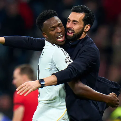 La noche redonda de Vinícius ante el Mónaco: partidazo con gol, adiós a los pitos del Bernabéu y un «abrazo al madridismo»