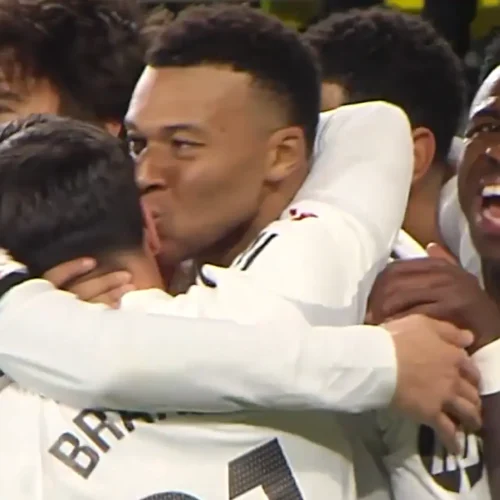 Kylian Mbappé se acuerda de Brahim al marcar su penalti a lo Panenka contra el Villarreal: «Por ti, por ti»