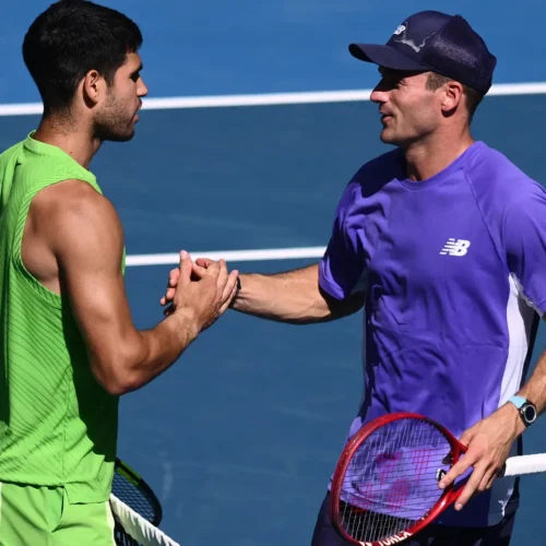 La reflexión de Tommy Paul sobre jugar contra Carlos Alcaraz: «Te hace sentir que no tienes tiempo, te apura, te quita el aire»