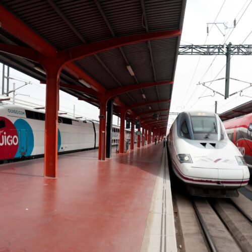 El tren se come al avión en siete grandes rutas y supone ya un ahorro de emisiones igual a 250.000 coches circulando durante un año