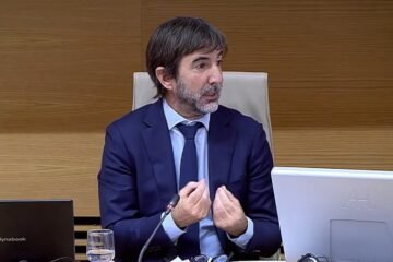 Meta minimiza en el Congreso la incidencia de las redes sociales en la polarización y defiende la mayoría de edad digital