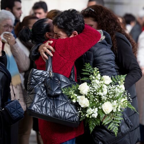Huelva, desolada, afronta días de despedida: “Es lo más desgraciado de nuestra historia”