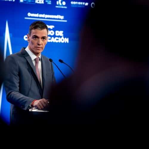 Goteo letal para acorralar a Sánchez