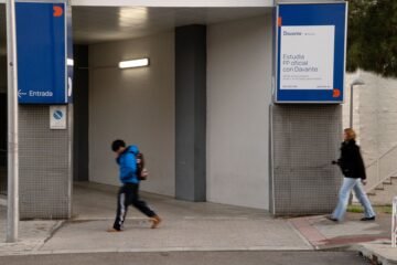 La FP privada crece el doble de rápido que la pública: miles de jóvenes pagan hasta 9.000 euros por una titulación