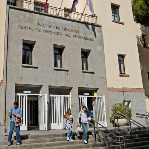 Ampliar la estafa del máster de profesorado de secundaria