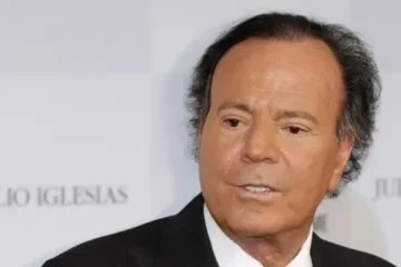 La Fiscalía archiva la denuncia contra Julio Iglesias al entender que no procede investigar los hechos en España