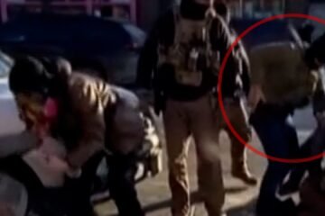 El Gobierno Trump niega las evidencias sobre la muerte del manifestante de Mineápolis y se enroca: «Era un terrorista doméstico»