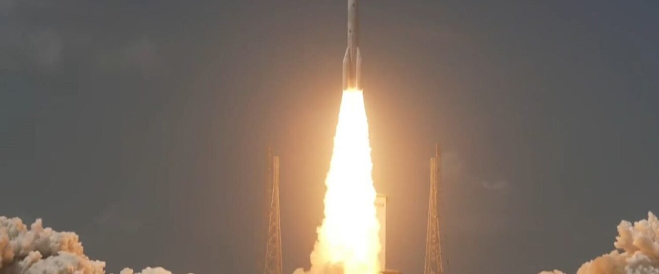 Jeff Bezos rompe el monopolio espacial de Musk en la carrera del millón de satélites con el despliegue de Leo