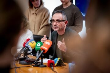 La exedil de Móstoles se querella contra el alcalde y contra el PP por acoso sexual y laboral y otros cuatro delitos más
