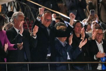 El ex primer ministro Édouard Philippe despunta como favorito para enfrentarse a Le Pen o Bardella en las presidenciales francesas de 2027