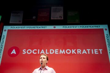 Una Frederiksen debilitada prefiere el centro frente a la izquierda para gobernar Dinamarca: «No se trata de rojo o azul, sino del futuro»