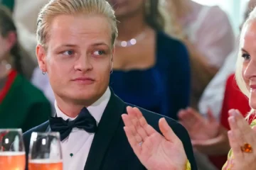 Marius, el hijo de Mette-Marit pide que lo absuelvan de delitos graves y acepta pagar una pena menor de un año y medio de cárcel