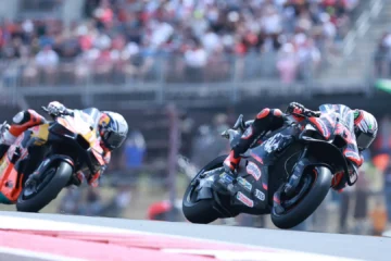 Gran Premio de MotoGP en EEUU | Bezzechi logra su tercera victoria, Jorge Martín es segundo y pierde el liderato y gran remontada de un Marc Márquez quinto