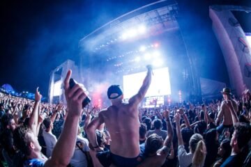 El ‘sold out’ como relato de ficción: cómo la industria musical aprendió a vender éxito aunque no lo hubiera