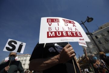 Sanidad agilizará la eutanasia en casos urgentes y reforzará el papel de la enfermería