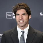 Cayetano Rivera ‘junta’ por primera vez a sus dos hijos en una foto por el Día del Padre