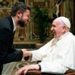 Salvatore Cernuzio, vaticanista: «El Papa Francisco nos cambió a todos mostrándonos su lado más humano»